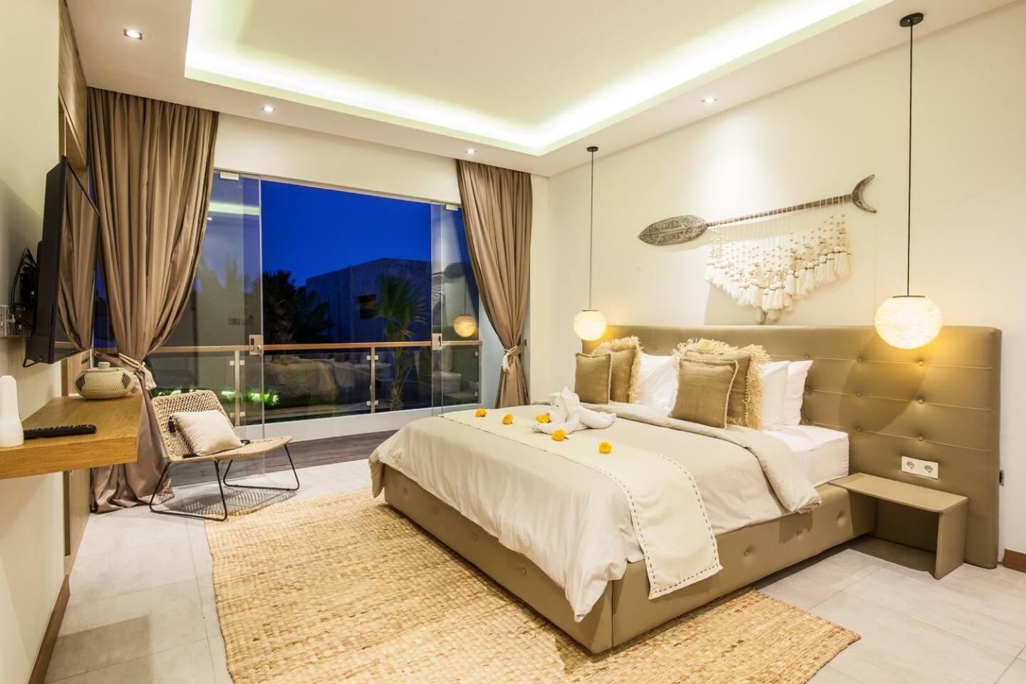 Villa Amazing 4 Bd In The Heart Of *